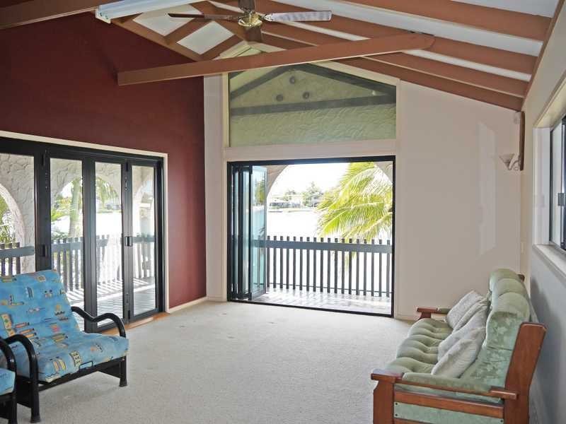 86 Mallawa Drive, Palm Beach QLD 4221