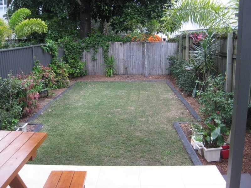 2/98 Leyte Avenue, Palm Beach QLD 4221