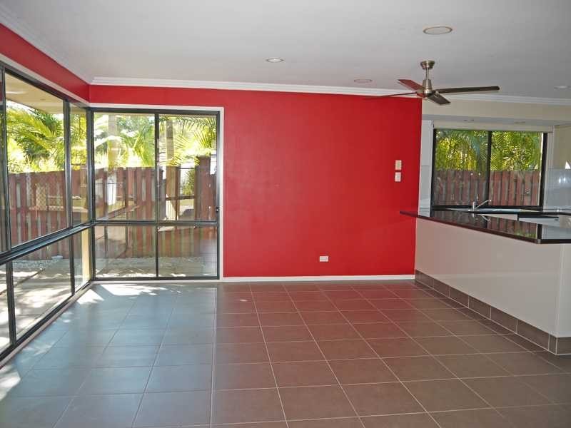 15 Breynia Court, Elanora QLD 4221