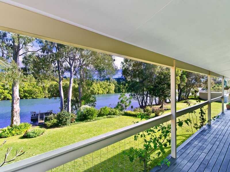 24 Keel Court, Currumbin Waters QLD 4223