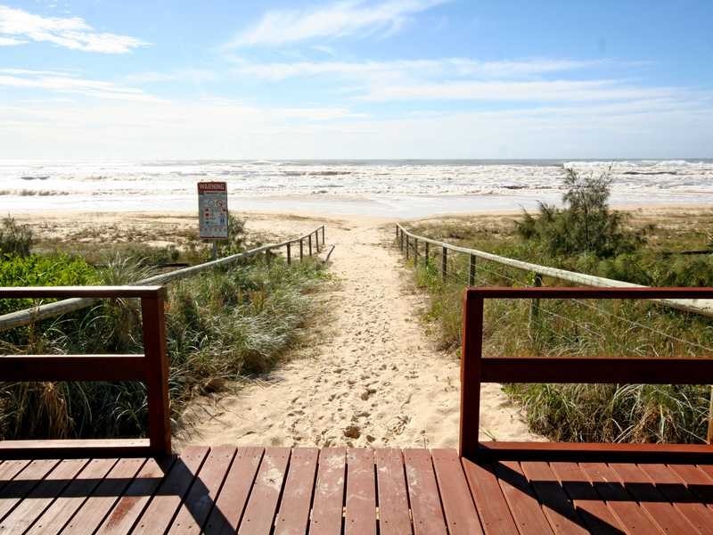 3/206 Pacific Parade, Bilinga QLD 4225