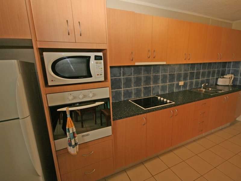 3/206 Pacific Parade, Bilinga QLD 4225