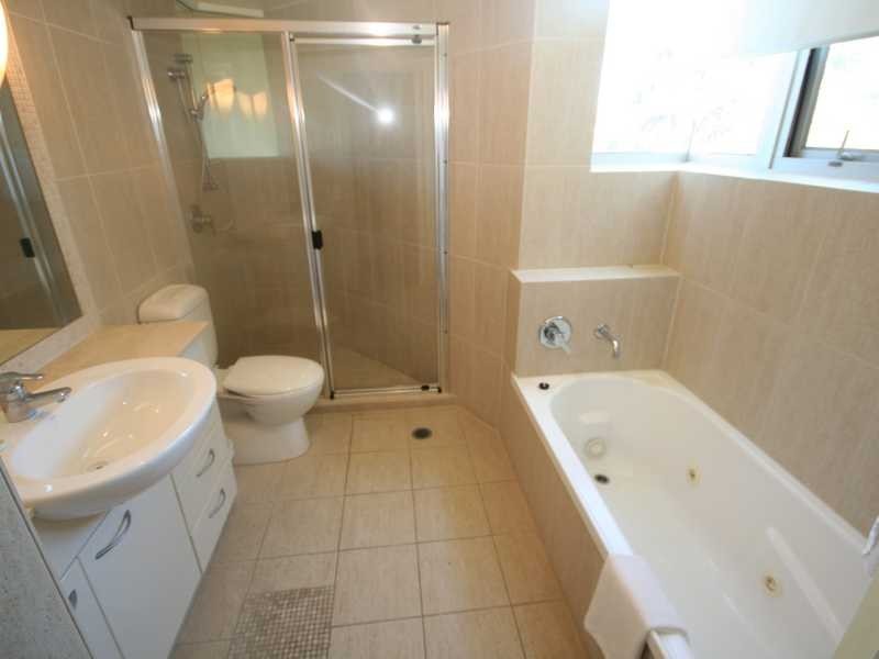 Unit 201/1 Twenty First Avenue, Palm Beach QLD 4221