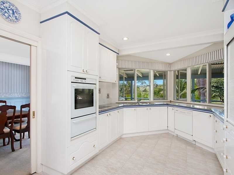 23 Karawatha Drive, Currumbin Waters QLD 4223