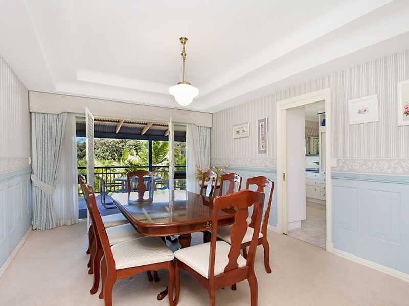23 Karawatha Drive, Currumbin Waters QLD 4223