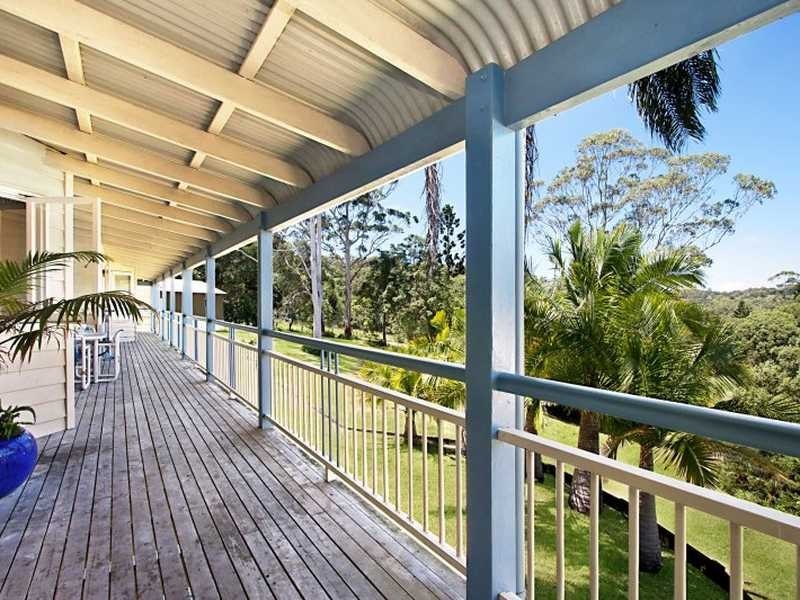 23 Karawatha Drive, Currumbin Waters QLD 4223