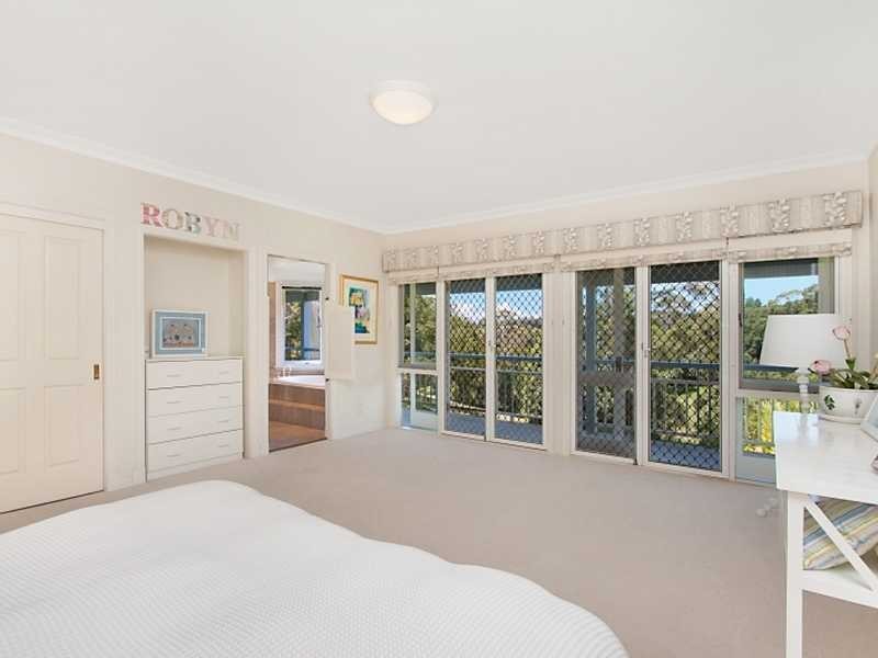 23 Karawatha Drive, Currumbin Waters QLD 4223