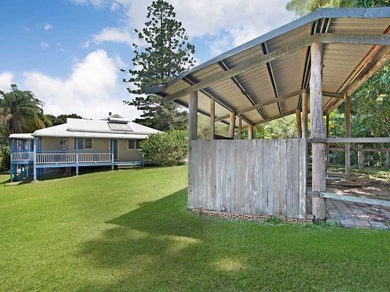 23 Karawatha Drive, Currumbin Waters QLD 4223