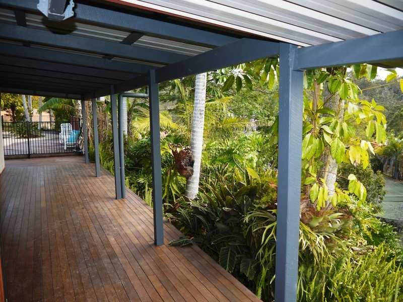 8 Wallowa Court, Elanora QLD 4221