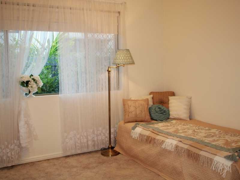 4/7 Lind Avenue, Palm Beach QLD 4221