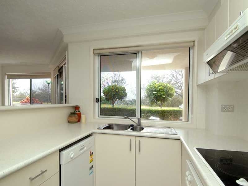 1/80 Pacific Parade, Bilinga QLD 4225