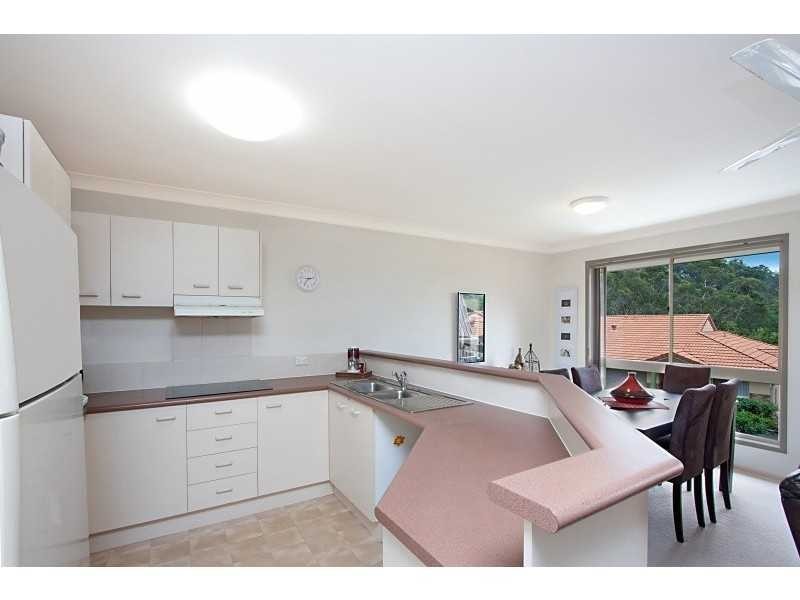 2/232 Guineas Creek Road, Elanora QLD 4221