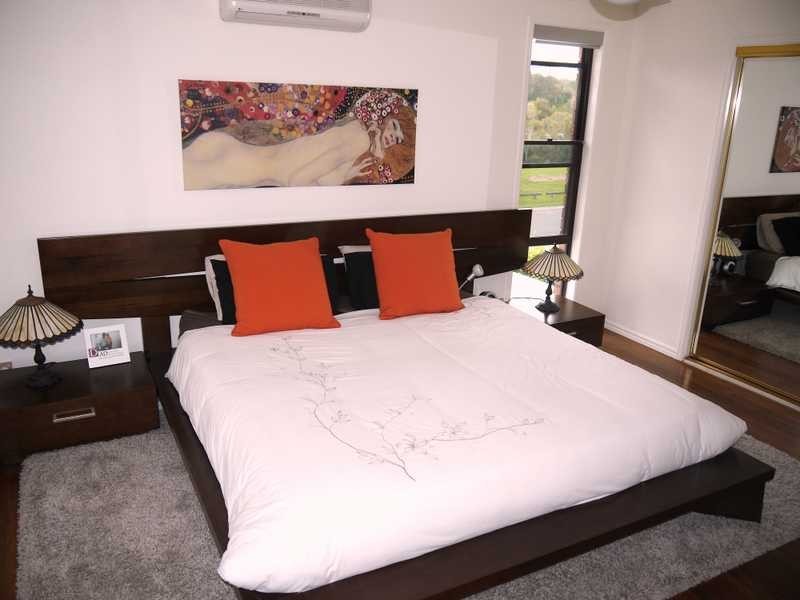 1 Chestnut Street, Elanora QLD 4221