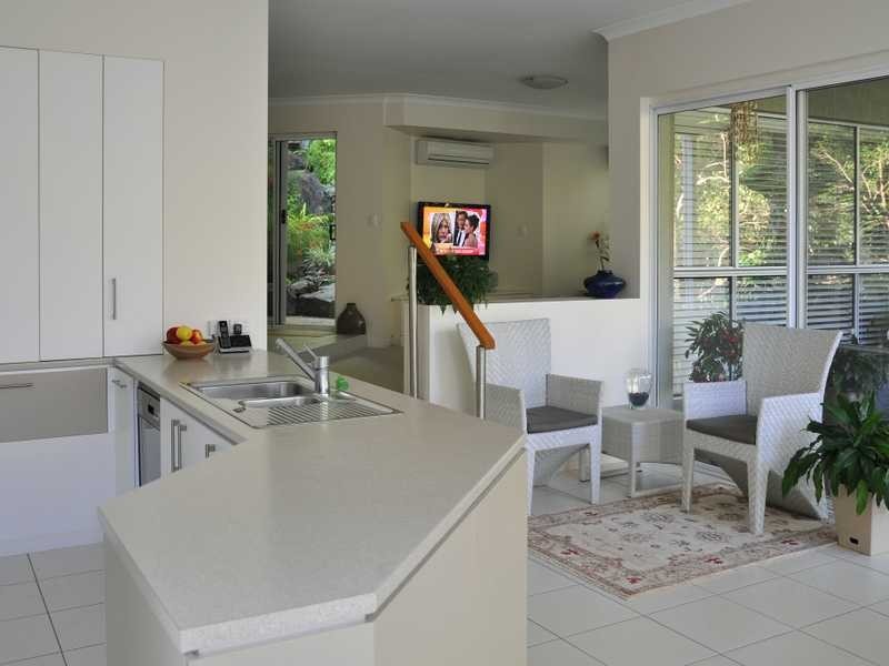 23 Crest Drive, Currumbin QLD 4223