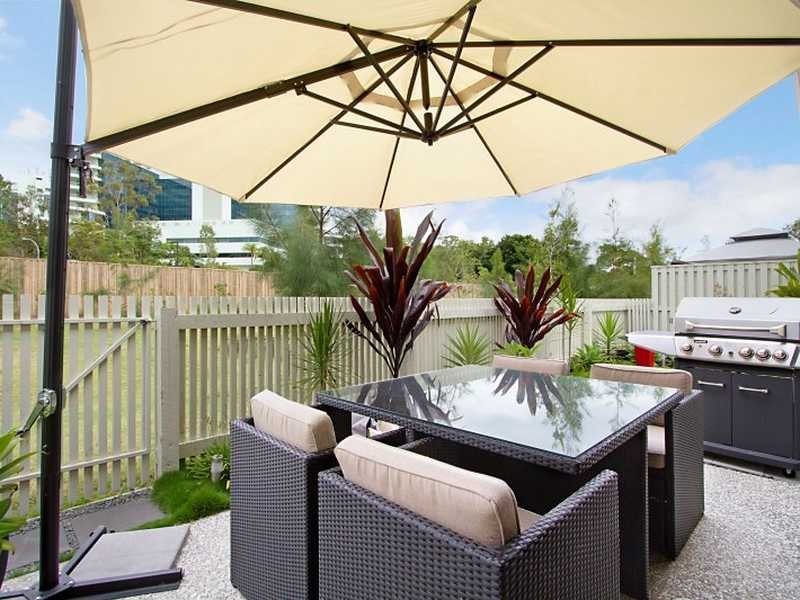 2 Inland Drive, Tugun QLD 4224