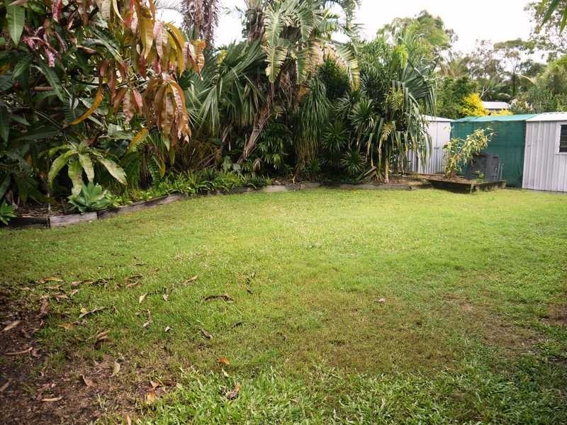 213 Mallawa Drive, Palm Beach QLD 4221