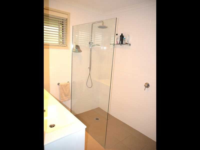 213 Mallawa Drive, Palm Beach QLD 4221