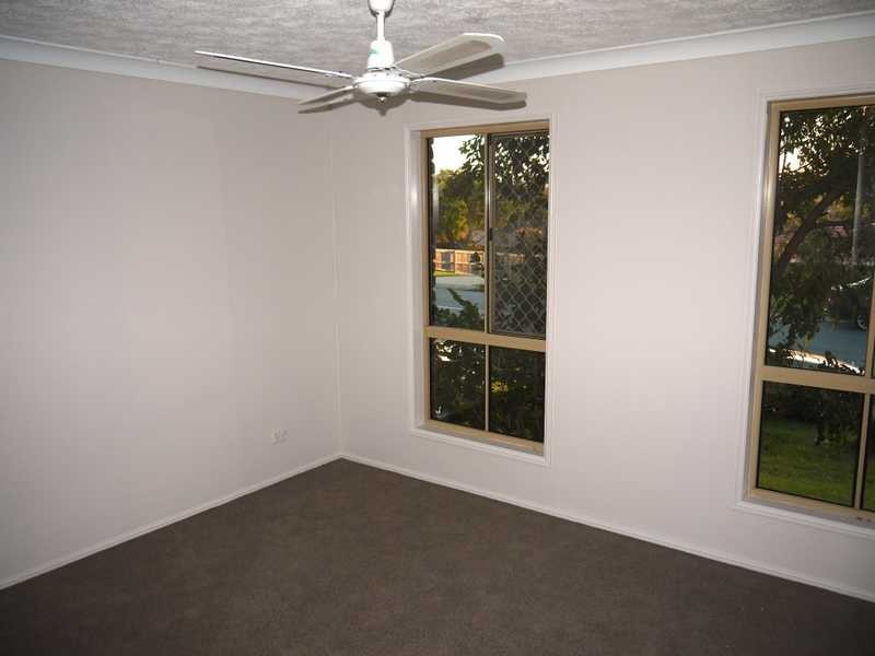 1 Bunbury Court, Elanora QLD 4221