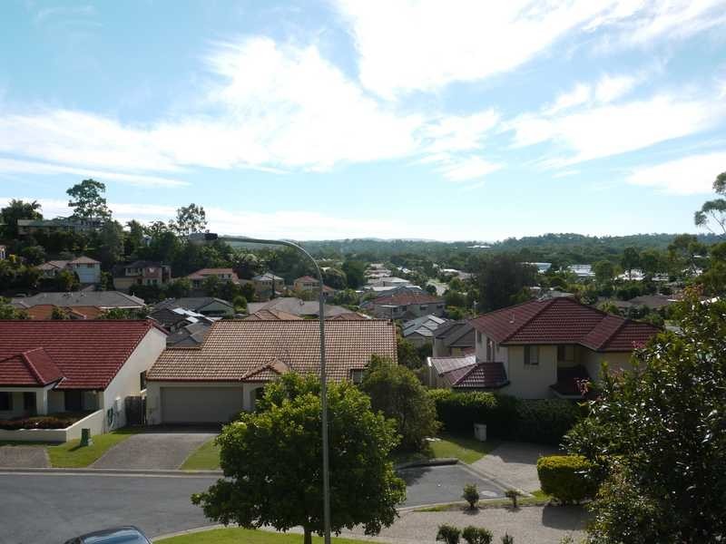 11 Numalla Street, Elanora QLD 4221