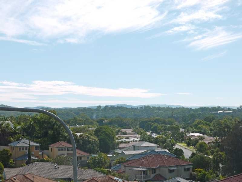 11 Numalla Street, Elanora QLD 4221