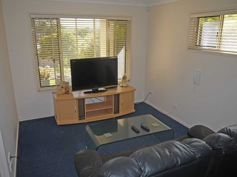 11 Numalla Street, Elanora QLD 4221