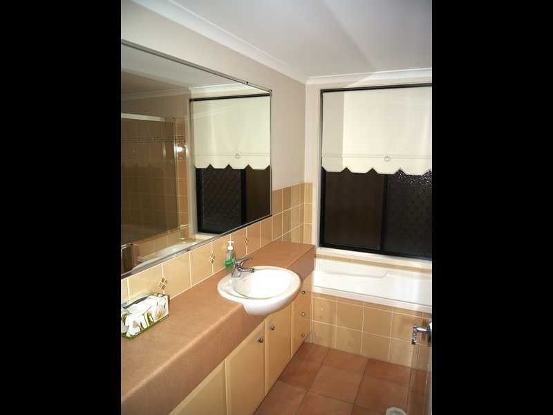 1/16 Ninth Avenue, Palm Beach QLD 4221