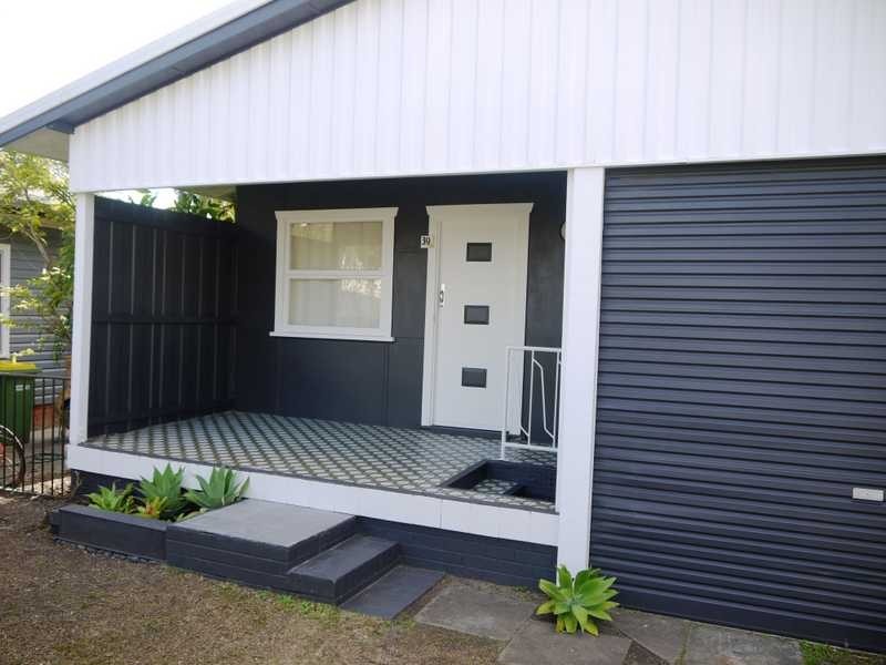 39 Sixth Avenue, Palm Beach QLD 4221
