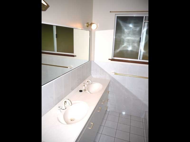 1A Sullivan Road, Tallebudgera QLD 4228