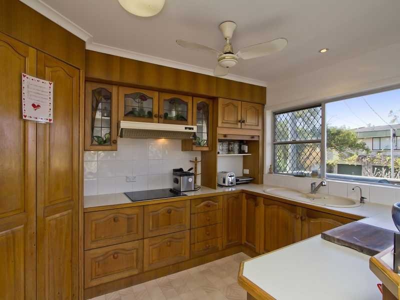 146 Jefferson Lane, Palm Beach QLD 4221