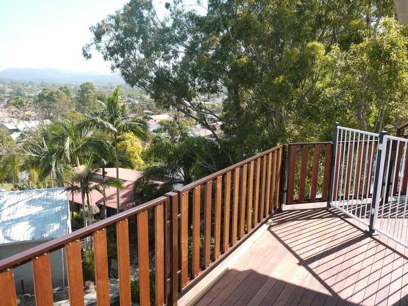 19 Kaffia Court, Elanora QLD 4221
