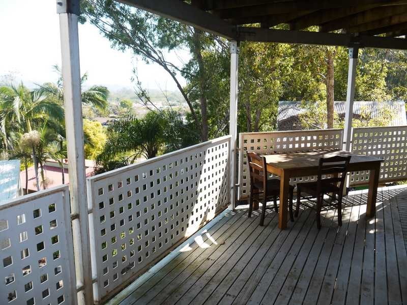 19 Kaffia Court, Elanora QLD 4221