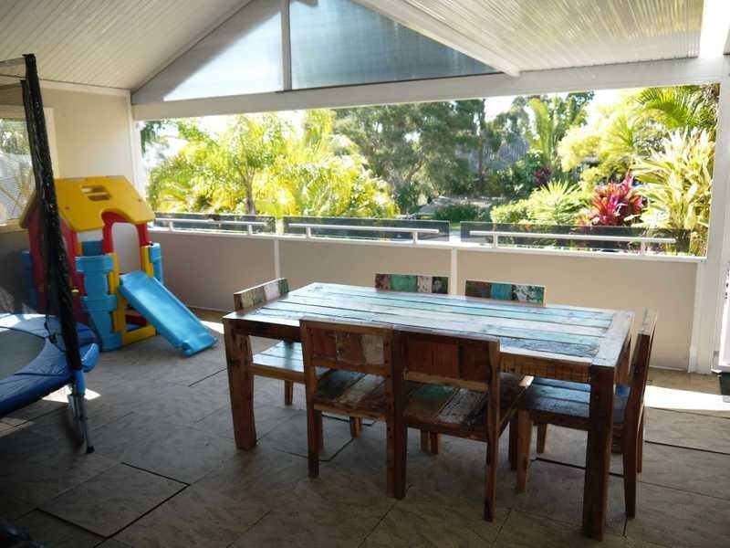 19 Kaffia Court, Elanora QLD 4221