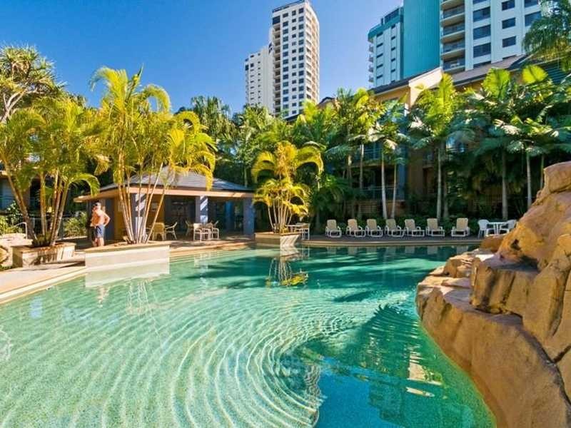 120/955 Gold Coast Highway, Palm Beach QLD 4221