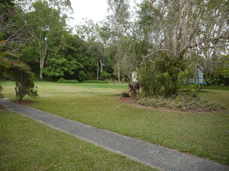 16 Cockatiel Place, Currumbin Waters QLD 4223