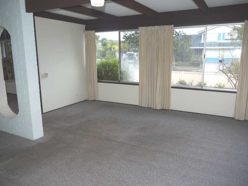 61 Mallawa Drive, Palm Beach QLD 4221