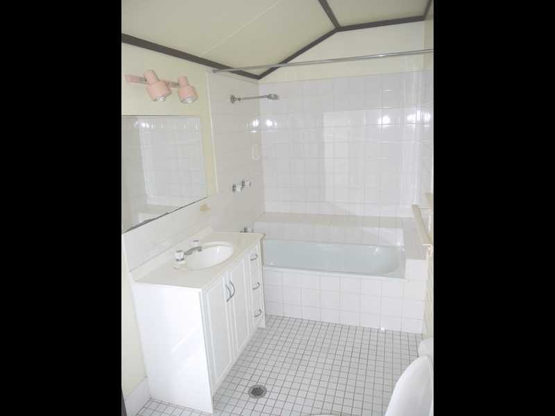 61 Mallawa Drive, Palm Beach QLD 4221