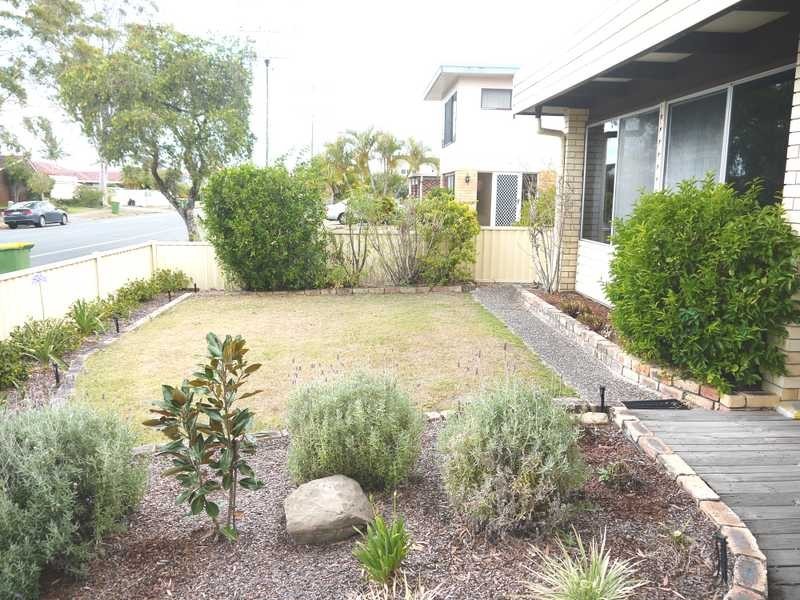 61 Mallawa Drive, Palm Beach QLD 4221