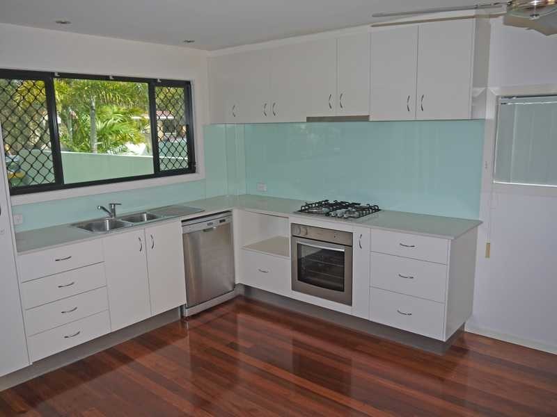 62 Leyte Avenue, Palm Beach QLD 4221