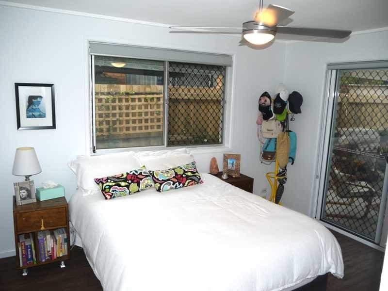 77 Leyte Avenue, Palm Beach QLD 4221