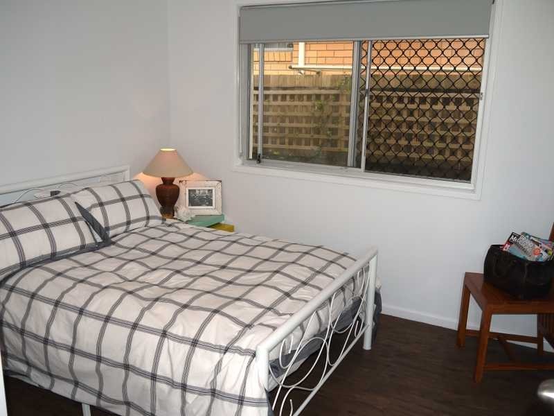 77 Leyte Avenue, Palm Beach QLD 4221