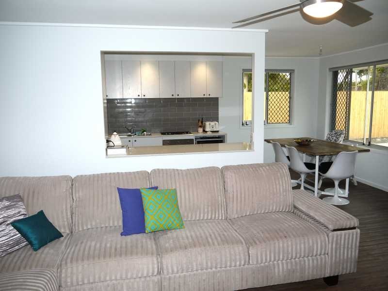 77 Leyte Avenue, Palm Beach QLD 4221