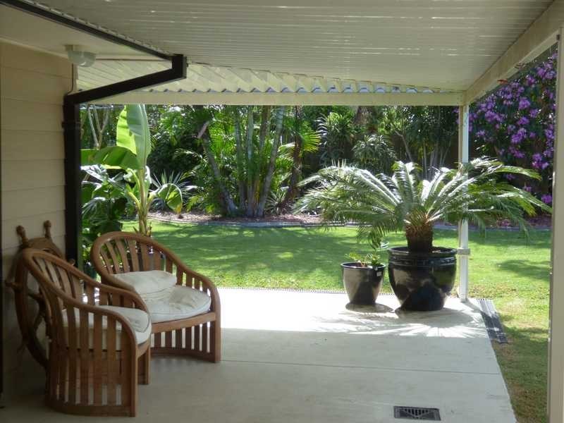 6 Diplacus Drive, Palm Beach QLD 4221