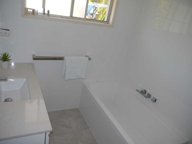 12 Mackerel Court, Palm Beach QLD 4221