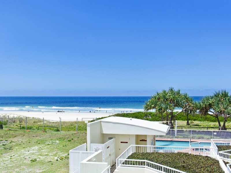 202/1483 Gold Coast Highway, Palm Beach QLD 4221