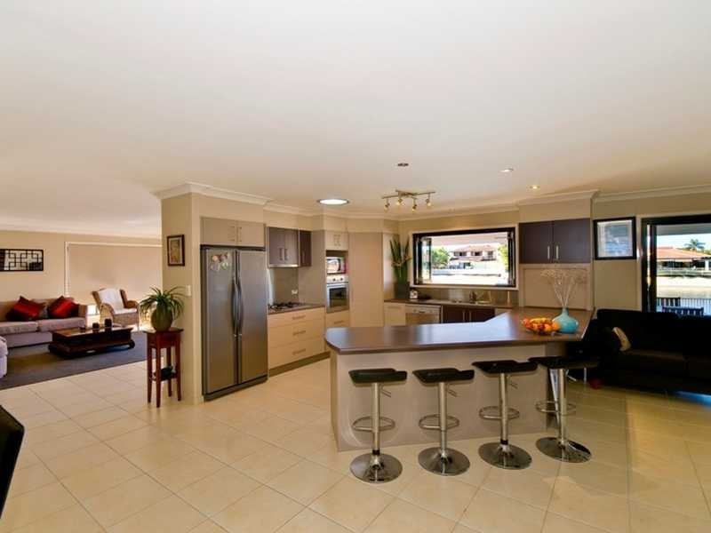 210 Mallawa Drive, Palm Beach QLD 4221