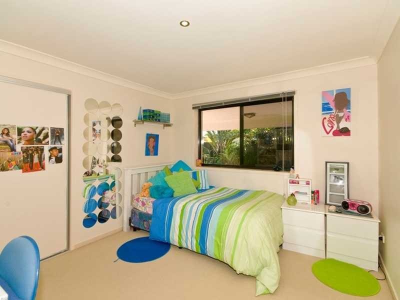 210 Mallawa Drive, Palm Beach QLD 4221