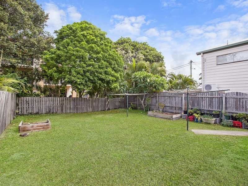 2/26 Twenty Fifth Avenue, Palm Beach QLD 4221