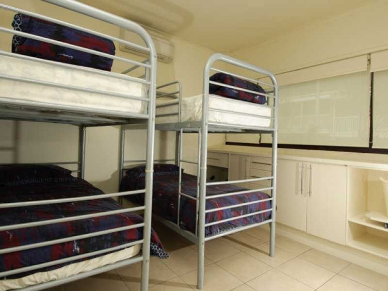 2/354 The Esplanade, Palm Beach QLD 4221