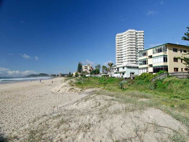 2/354 The Esplanade, Palm Beach QLD 4221