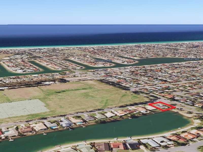 136 Melaleuca Drive, Palm Beach QLD 4221